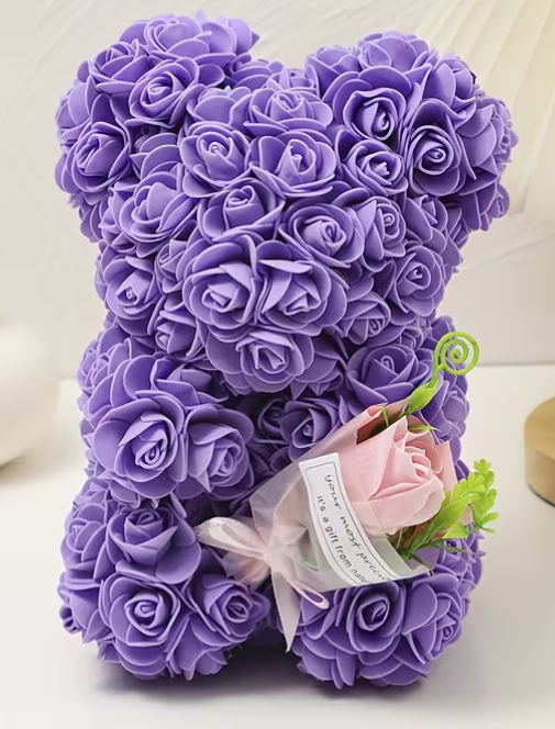 Ours en roses artificielles