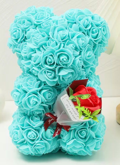 Ours en roses artificielles