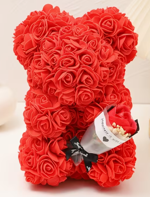 Ours en roses artificielles